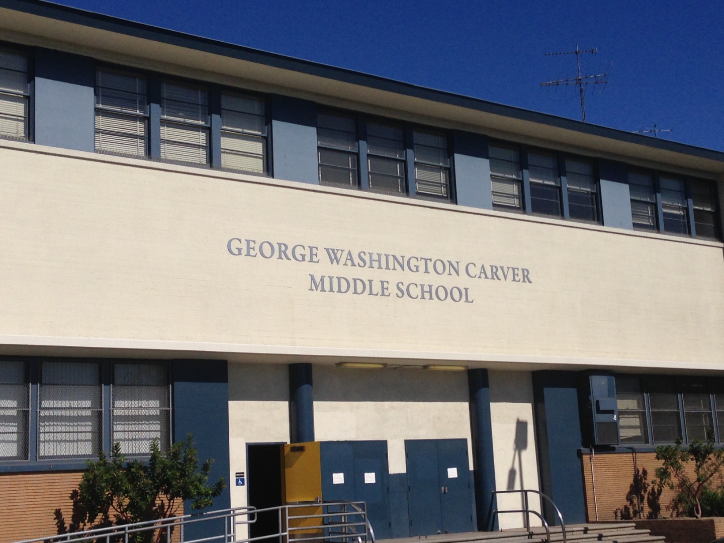 George Washington Carver Middle School - Los Angeles Unified School ...