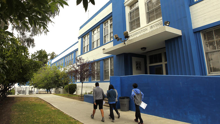 Irving STEAM Magnet Middle School Los Angeles Unified School District   Irving Steam 